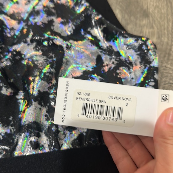 NEW • Heroine Sport • Women’s Reversible Sports Bra Silver Nova  Small - Picture 4 of 4